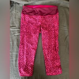 Lululemon high rise crop